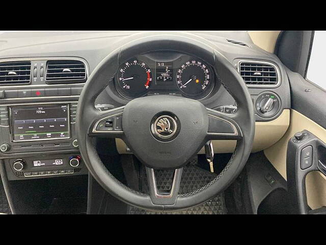 Used Skoda Rapid Style 1.6 MPI in Hyderabad