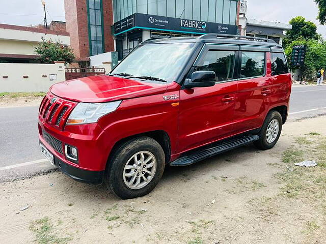 Used Mahindra TUV300 [2015-2019] T8 in Lucknow