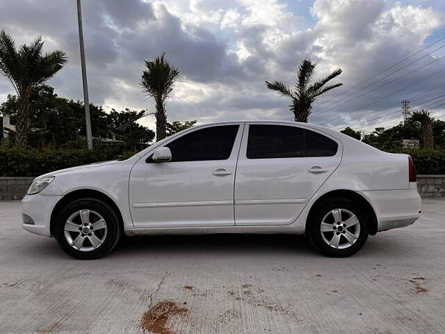 Used Skoda Laura Ambition 2.0 TDI CR AT in Hyderabad