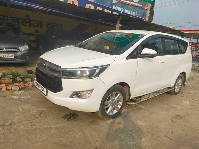 Used Toyota Innova Crysta [2016-2020] 2.4 G 8 STR [2016-2017] in Samastipur