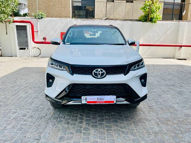 Used Toyota Fortuner Legender 4X2 AT 2.8 Legender in Delhi