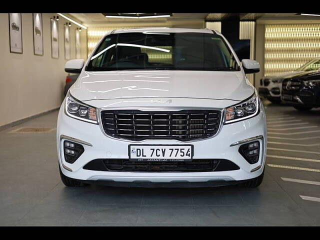 Used 2023 Kia Carnival in Delhi