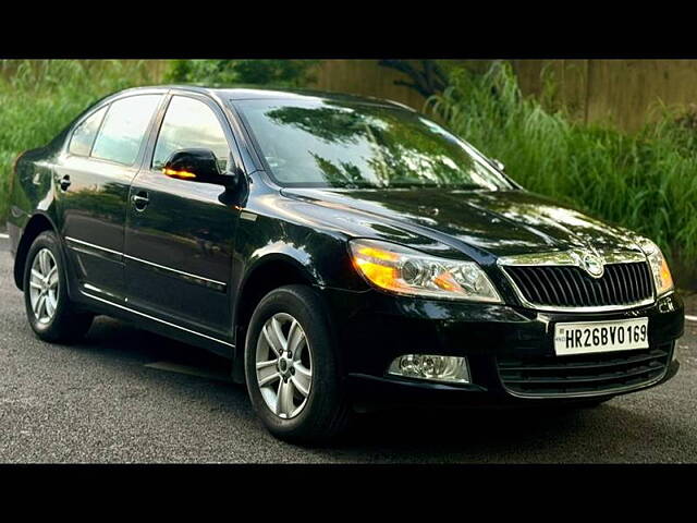 Used Skoda Laura Ambition 1.8 TSI in Delhi