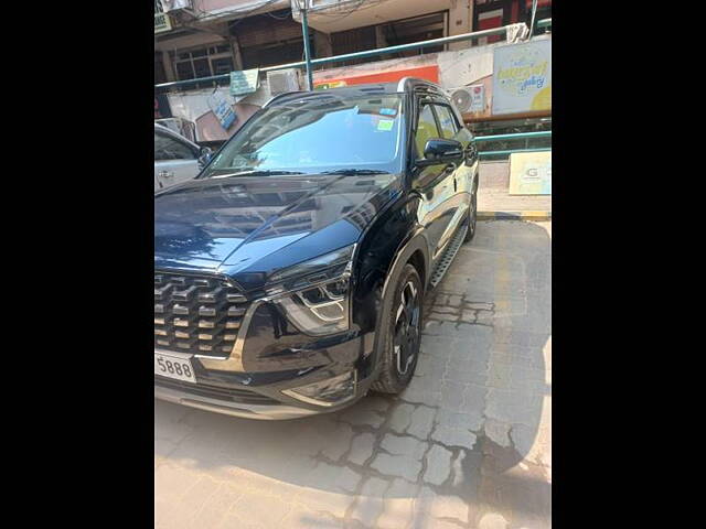 Used Hyundai Alcazar [2021-2023] Signature (O) 6 STR 2.0 Petrol AT Dual Tone in Delhi