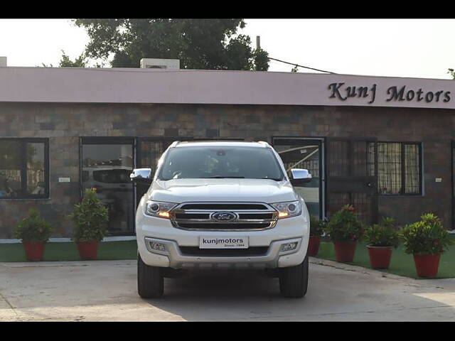 Used Ford Endeavour [2016-2019] Trend 3.2 4x4 AT in Delhi