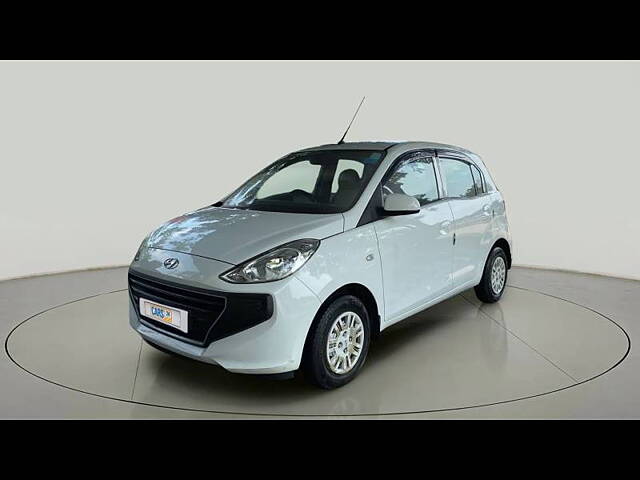 Used Hyundai Santro Magna in Ahmedabad