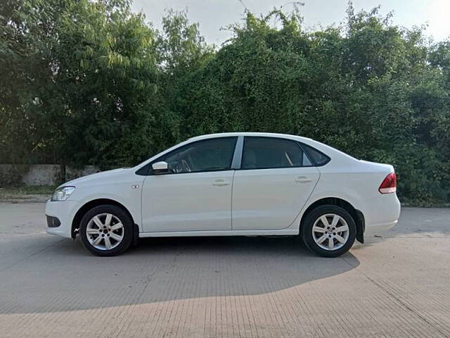 Used Volkswagen Vento [2010-2012] Highline Petrol AT in Ahmedabad