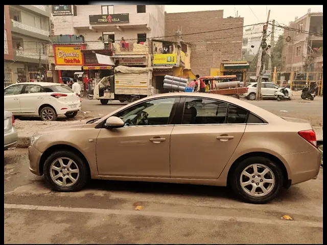 Used 2011 Chevrolet Cruze in Ghaziabad