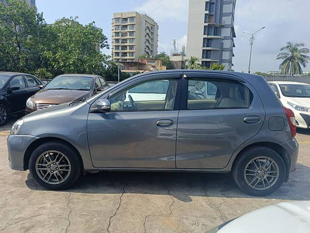 Used Toyota Etios Liva VX in Mumbai