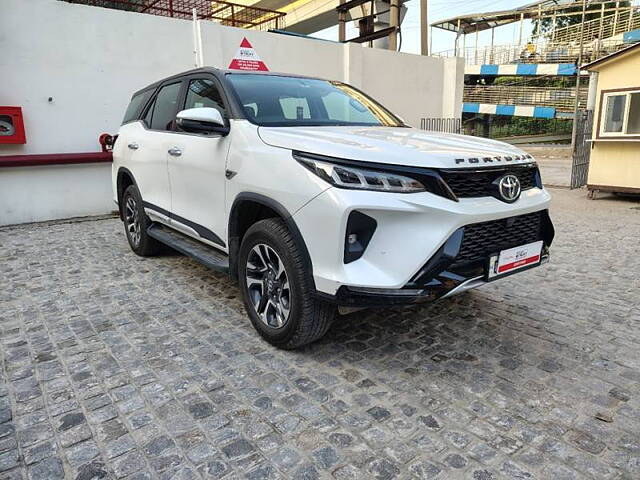 Used Toyota Fortuner Legender 2.8 4X2 AT in Delhi