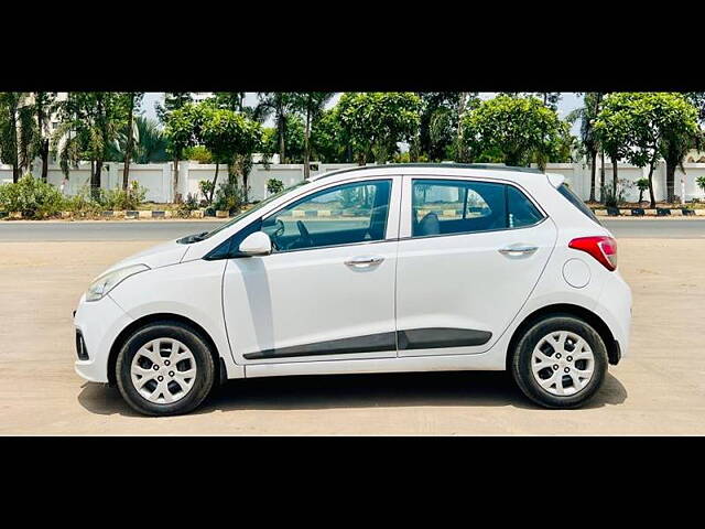 Used Hyundai Grand i10 Sportz (O) AT 1.2 Kappa VTVT [2017-2018] in Vadodara