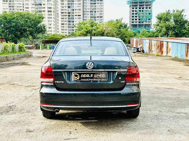 Used Volkswagen Vento [2015-2019] Highline Plus 1.2 (P) AT 16 Alloy in Mumbai