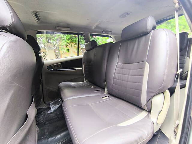 Used Toyota Innova [2009-2012] 2.5 GX 8 STR BS-IV in Mumbai