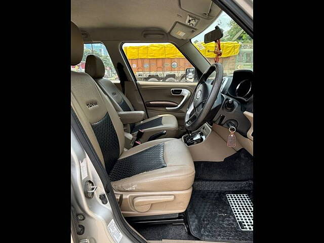 Used Mahindra TUV300 [2015-2019] T8 AMT in Noida