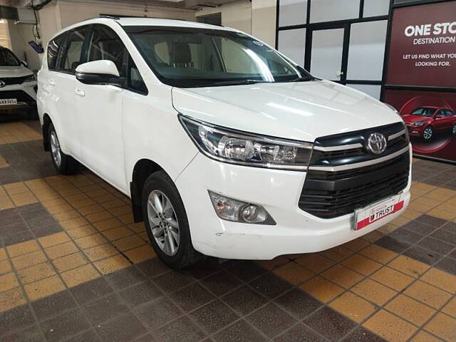 Used Toyota Innova Crysta [2016-2020] 2.4 G 7 STR [2016-2017] in Mumbai