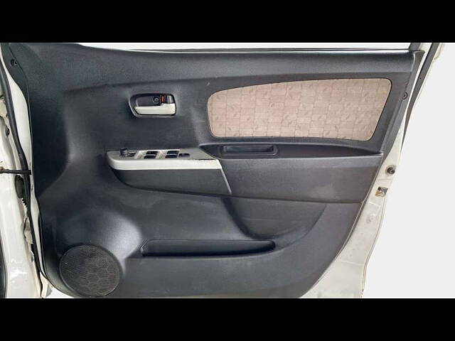 Used Maruti Suzuki Wagon R 1.0 [2014-2019] VXI in Ahmedabad