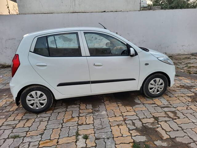 Used 2011 Hyundai i10 in Delhi