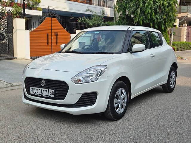 Used Maruti Suzuki Swift [2018-2021] VXi AMT in Delhi