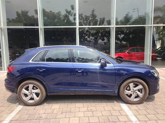 Used Audi Q3 40 TFSI Technology in Ahmedabad