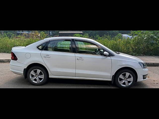 Used Skoda Rapid Style 1.6 MPI AT in Thane