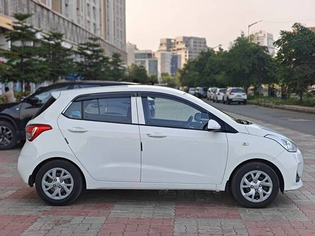 Used Hyundai Grand i10 Magna 1.2 Kappa VTVT CNG in Rajkot