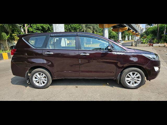 Used Toyota Innova Crysta [2016-2020] 2.4 G 8 STR [2016-2017] in Mumbai