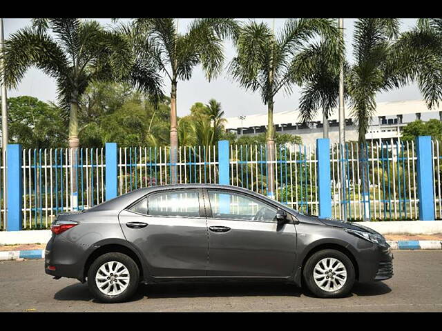 Used Toyota Corolla Altis G Petrol in Kolkata