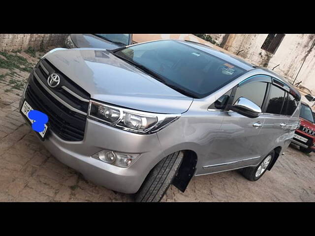 Used Toyota Innova Crysta [2016-2020] 2.4 GX 8 STR [2016-2020] in Lucknow