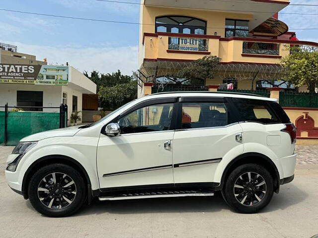 Used Mahindra XUV500 W11 (O) AWD AT in Gurgaon