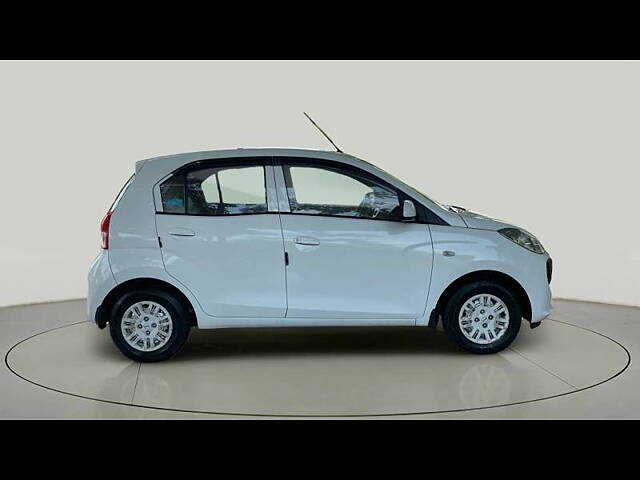 Used Hyundai Santro Magna in Ahmedabad