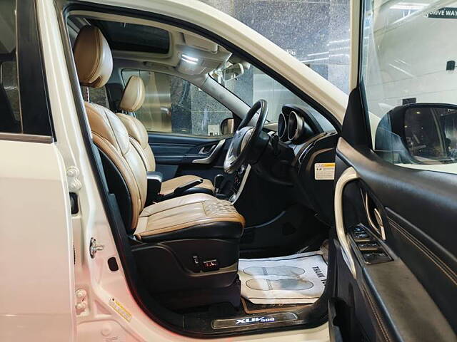 Used Mahindra XUV500 W11 AT in Ahmedabad