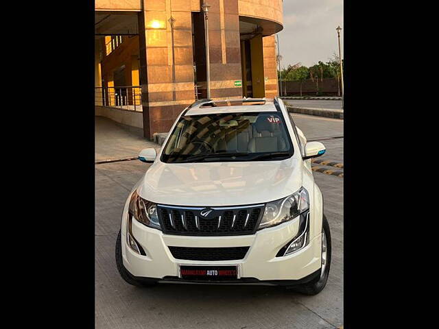 Used 2017 Mahindra XUV500 in Noida