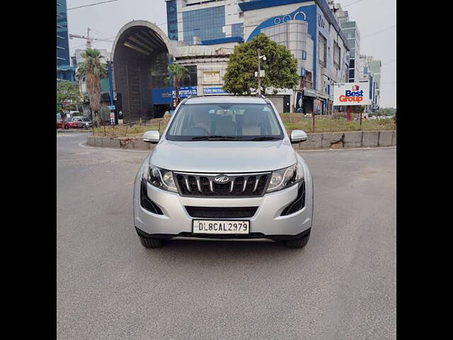 Used 2015 Mahindra XUV500 in Delhi