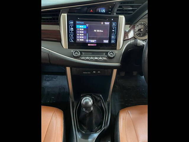 Used Toyota Innova Crysta [2016-2020] 2.4 V Diesel in Mumbai