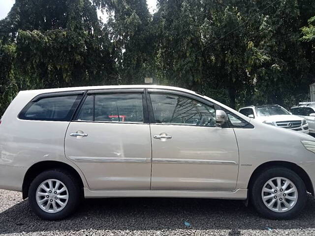 Used Toyota Innova [2009-2012] 2.5 VX 8 STR BS-IV in Mumbai