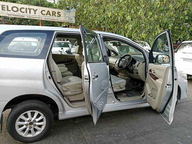 Used Toyota Innova [2005-2009] 2.5 V 7 STR in Mumbai