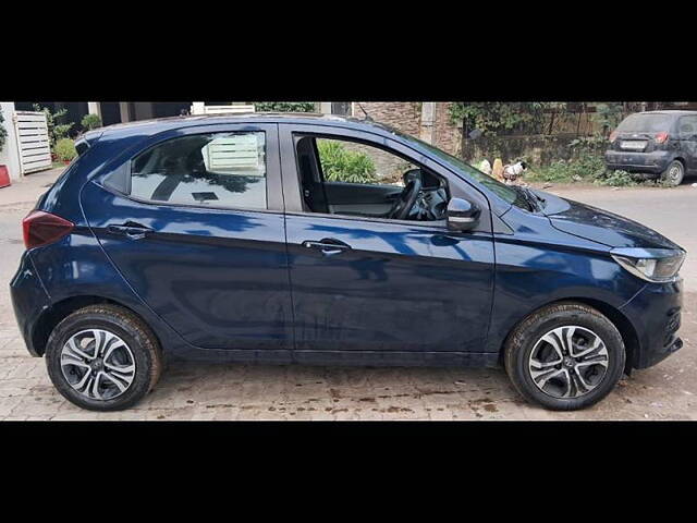 Used Tata Tiago XT CNG [2022-2023] in Lucknow