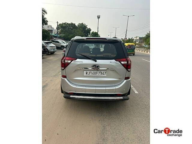 Used Mahindra XUV500 W11 in Jaipur