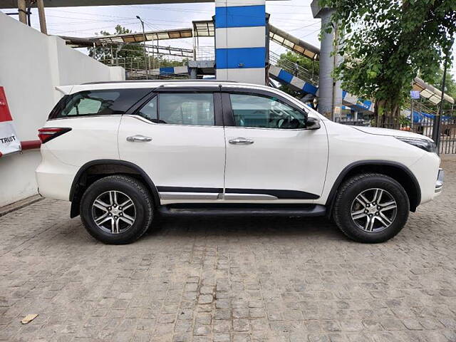 Used Toyota Fortuner 4X2 MT 2.8 Diesel in Delhi