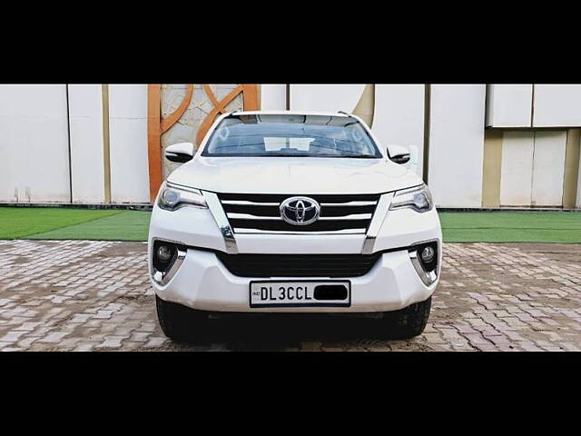 Used 2017 Toyota Fortuner in Delhi