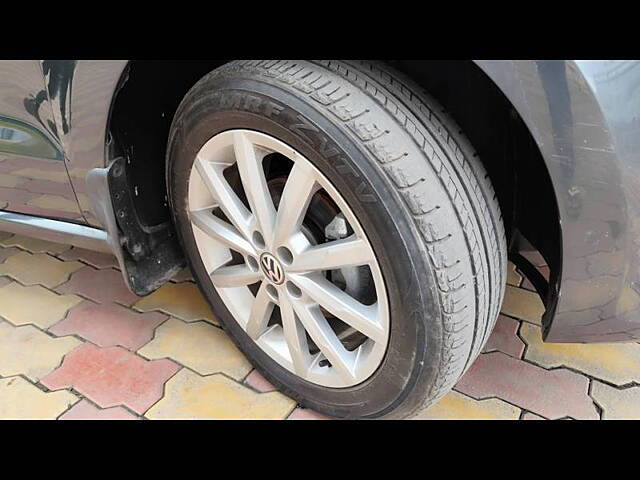 Used Volkswagen Polo [2016-2019] Highline Plus 1.0 (P) 16 Alloy in Bangalore