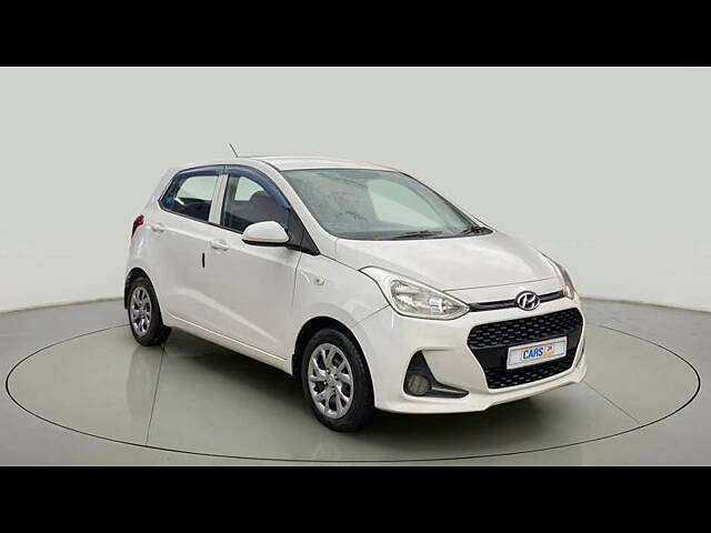 Used 2017 Hyundai Grand i10 in Delhi