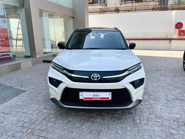 Used Toyota Urban Cruiser Hyryder V AWD NeoDrive [2022-2023] in Delhi