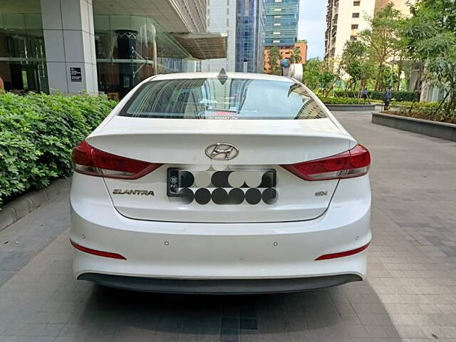 Used Hyundai Elantra [2016-2019] 2.0 SX AT in Mumbai