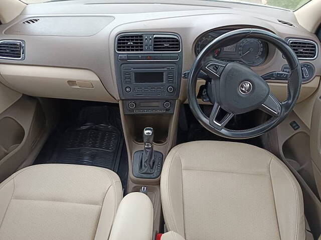 Used Skoda Rapid Style 1.6 MPI AT in Bangalore