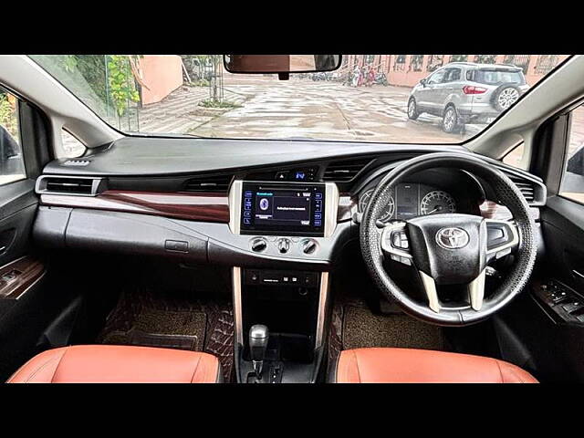 Used Toyota Innova Crysta [2016-2020] 2.8 GX AT 7 STR [2016-2020] in Vadodara