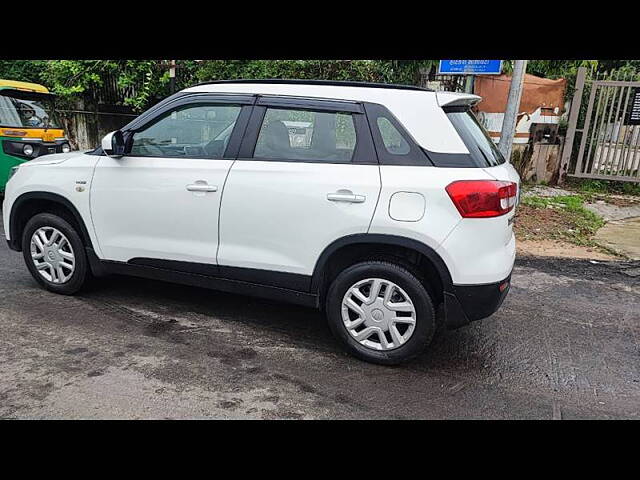 Used Maruti Suzuki Vitara Brezza [2016-2020] VDi in Ahmedabad