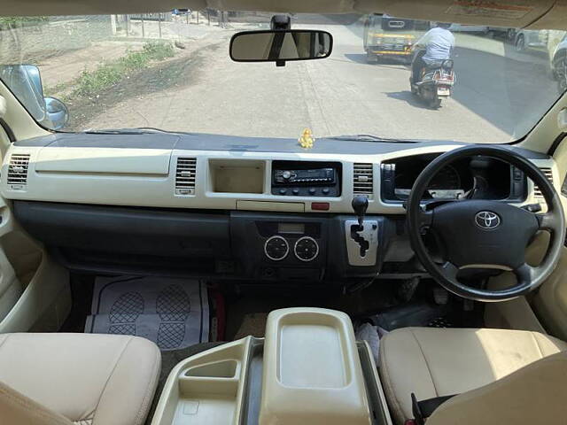 Used Toyota Commuter HiAce 3.0 L in Mumbai
