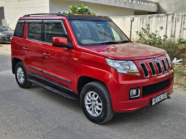 Used Mahindra TUV300 [2015-2019] T8 AMT in Gurgaon