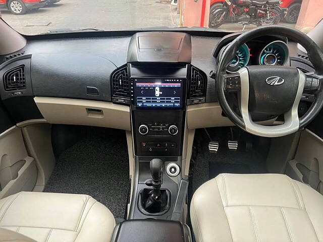 Used Mahindra XUV500 [2015-2018] W10 AWD in Kolkata